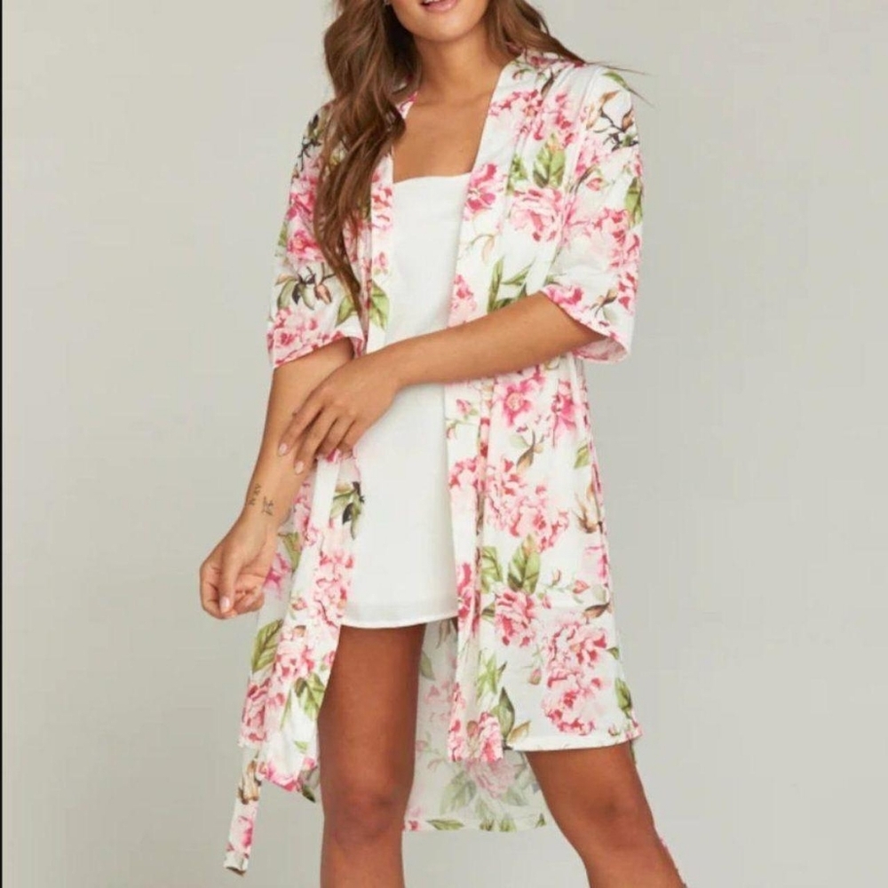 Show me your mumu Brie Robe Garden of blooms one size wrap floral pink bridal - Picture 3 of 9